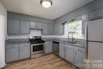 7028 Mapleridge Drive, Charlotte, NC 28210 - Photo 10