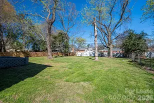 7028 Mapleridge Dr, Charlotte, NC 28210 - Photo 34