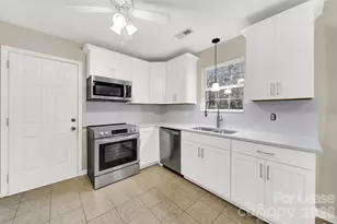 1308 Cindy Carr Dr, Matthews, NC 28105 - Photo 8