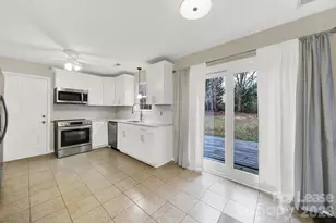 1308 Cindy Carr Dr, Matthews, NC 28105 - Photo 6