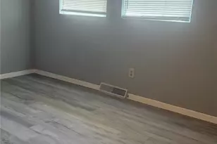 4707 Americana Ave, Charlotte, NC 28215 - Photo 4