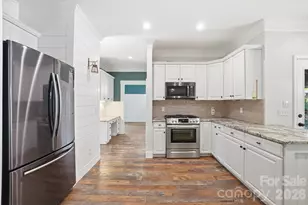 1522 12th Fairway Dr NW, Concord, NC 28027 - Photo 18