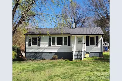 906 N Flint Street, Lincolnton, NC 28092 - Photo 1