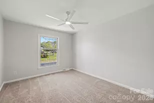 834 Braxfield Dr, Charlotte, NC 28217 - Photo 20