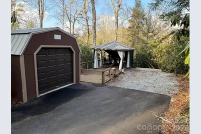 157 Hemlock Loop, Newland, NC 28657 - Photo 1