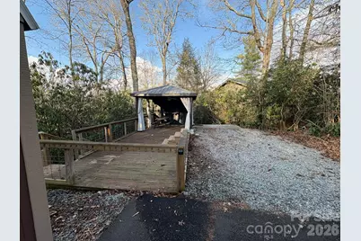 157 Hemlock Loop, Newland, NC 28657 - Photo 2