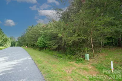 136 Oak Point Lane, Stony Point, NC 27028 - Photo 4