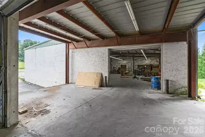 1281 Ridge Road, Hendersonville, NC 28792 - Photo 4