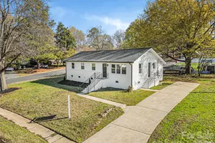 4629 Hidden Valley Rd, Charlotte, NC 28213 - Photo 1