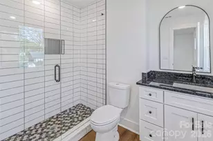 4629 Hidden Valley Rd, Charlotte, NC 28213 - Photo 12