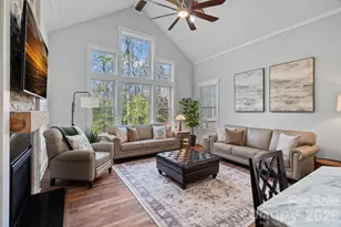 860 38th Avenue NE, Hickory, NC 28601 - Photo 24