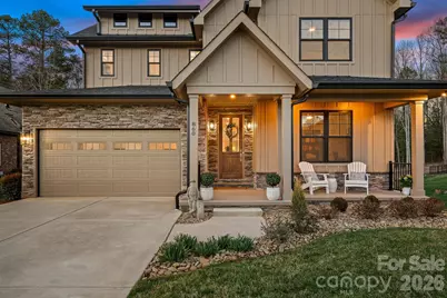 860 38th Avenue NE, Hickory, NC 28601 - Photo 4