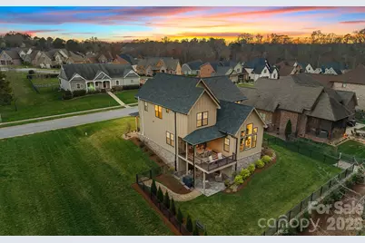 860 38th Avenue NE, Hickory, NC 28601 - Photo 6