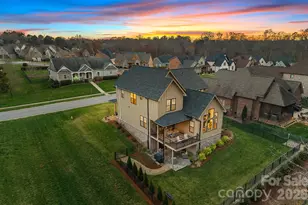 860 38th Avenue NE, Hickory, NC 28601 - Photo 6