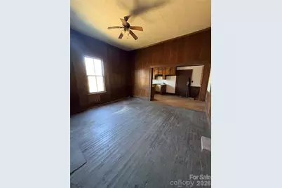 1015 Clark Street, Rocky Mount, NC 27801 - Photo 8