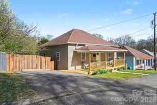 28 2nd St, Cramerton, NC 28032 - Photo 4