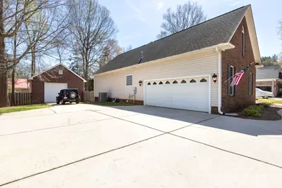 1525 Garrett Landen Drive, Clover, SC 29710 - Photo 6