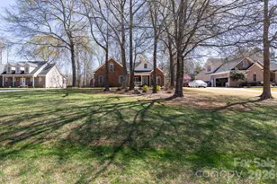 1525 Garrett Landen Drive, Clover, SC 29710 - Photo 4