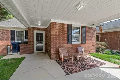 19960 Oak Leaf Circle, Cornelius, NC 28031 - Photo 4