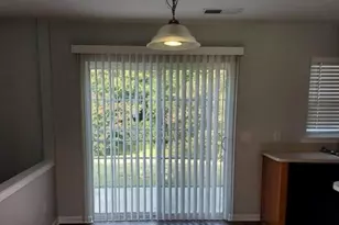 3147 Old Ironside Dr, Charlotte, NC 28213 - Photo 10