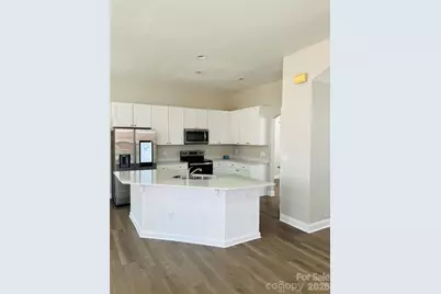 4630 Appley Mead Lane, Charlotte, NC 28269 - Photo 4