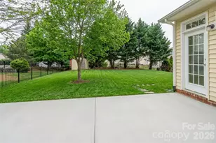 10123 Newtonmore Dr, Charlotte, NC 28278 - Photo 42