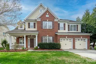 10123 Newtonmore Dr, Charlotte, NC 28278 - Photo 1