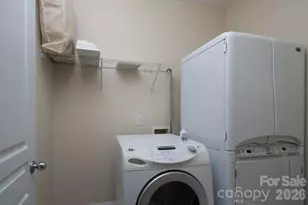 10123 Newtonmore Dr, Charlotte, NC 28278 - Photo 40