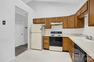 7404 Wapiti Ct, Charlotte, NC 28273 - Photo 2