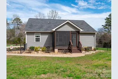 2979 Greenleaf Road, Clover, SC 29710 - Photo 22