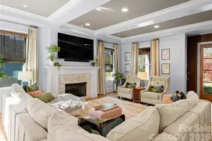 1024 E 35th St, Charlotte, NC 28205 - Photo 4