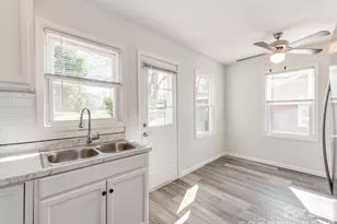 2948 Coronet Way, Charlotte, NC 28208 - Photo 8