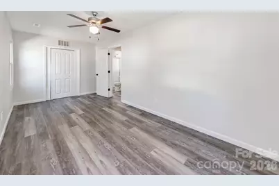 2948 Coronet Way, Charlotte, NC 28208 - Photo 12