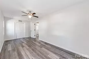 2948 Coronet Way, Charlotte, NC 28208 - Photo 12