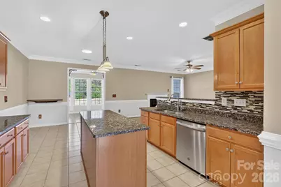 13028 Fenceline Drive, Charlotte, NC 28278 - Photo 6