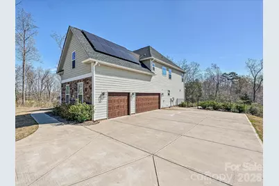 1052 Lakefront Woods, Belmont, NC 28012 - Photo 36