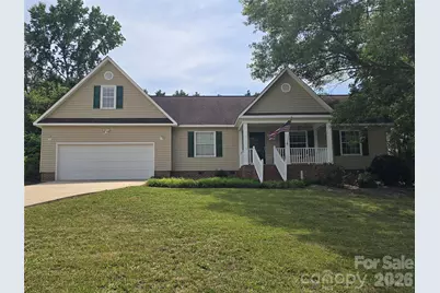 2393 Oxford Circle, Lancaster, SC 29720 - Photo 2