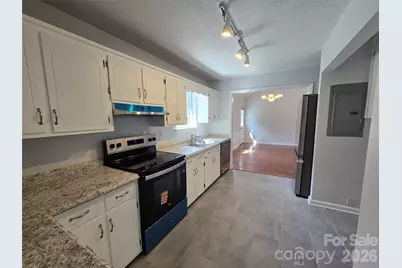 2393 Oxford Circle, Lancaster, SC 29720 - Photo 8