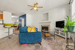 8411 Chaceview Ct, Charlotte, NC 28269 - Photo 12