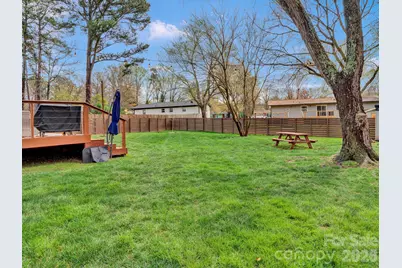 4214 Vinetta Court, Charlotte, NC 28215 - Photo 28