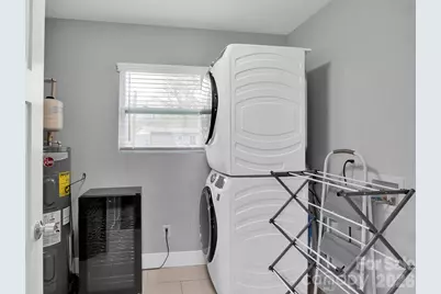 4214 Vinetta Court, Charlotte, NC 28215 - Photo 12