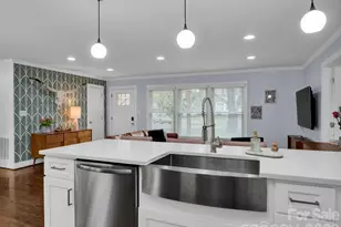 4214 Vinetta Ct, Charlotte, NC 28215 - Photo 16