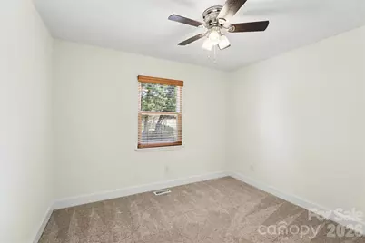 8500 Woodhill Manor Court, Charlotte, NC 28215 - Photo 24