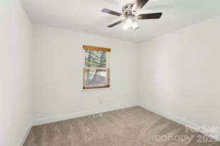 8500 Woodhill Manor Ct, Charlotte, NC 28215 - Photo 24