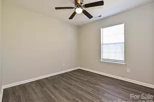 1225 Eagles Landing Dr, Charlotte, NC 28214 - Photo 12