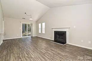 1225 Eagles Landing Dr, Charlotte, NC 28214 - Photo 2