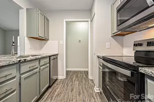 1225 Eagles Landing Dr, Charlotte, NC 28214 - Photo 4