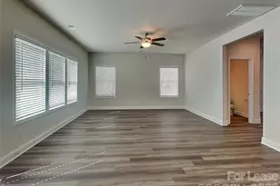 123 Halesworth Rd, Mooresville, NC 28117 - Photo 4