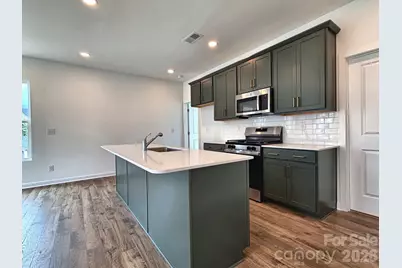 2334 Rachelwood Drive, Charlotte, NC 28273 - Photo 2