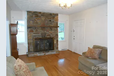 18 Herron Street, Black Mountain, NC 28711 - Photo 4